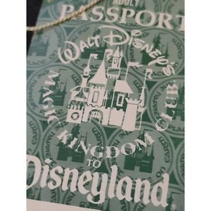 Disneyland Adult Hangtag Passport December 25th 1977 Walt‎ Disney